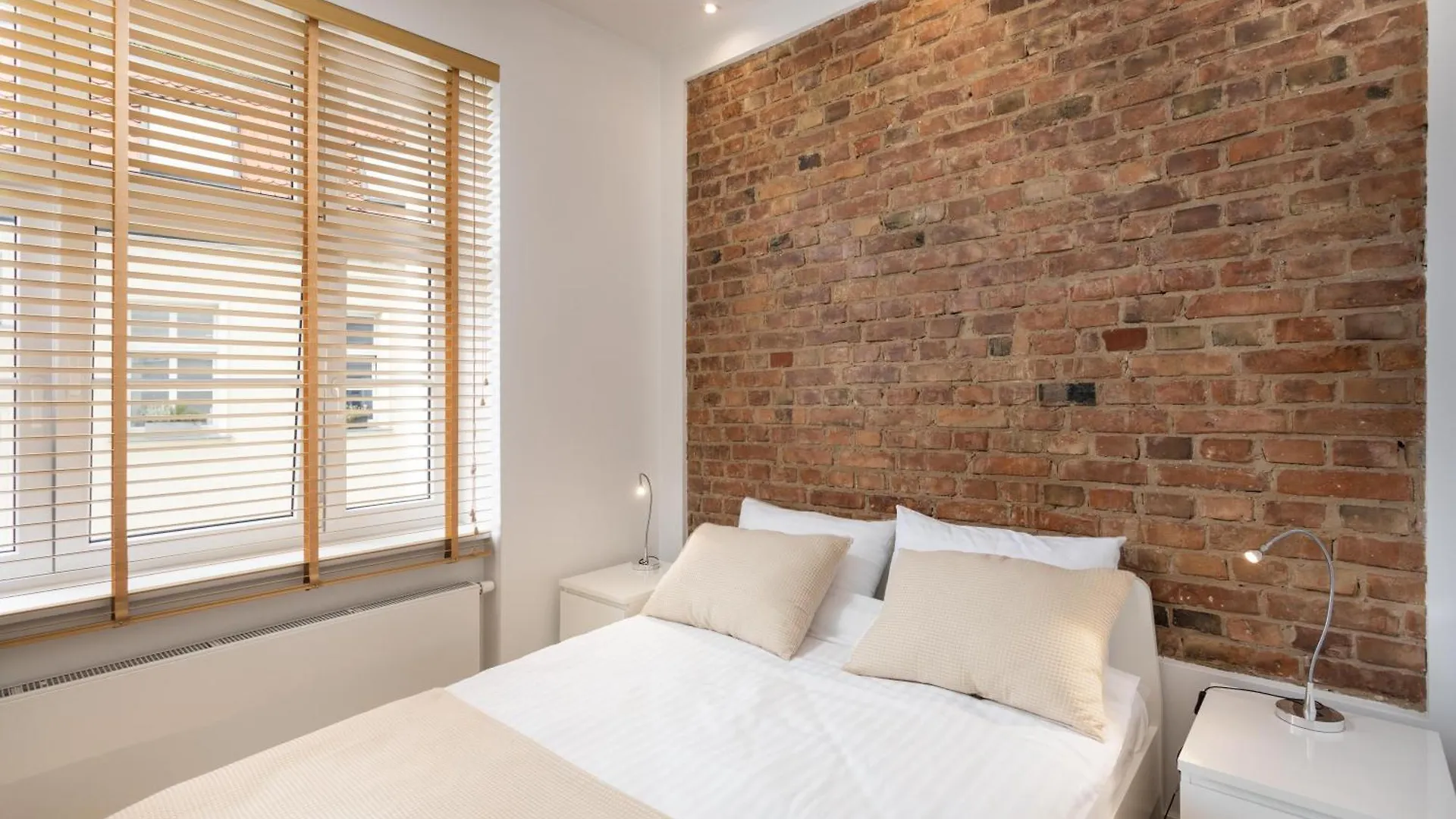 Garbary 49 - Old Town Apartment - Self Check-In 24H Poznan